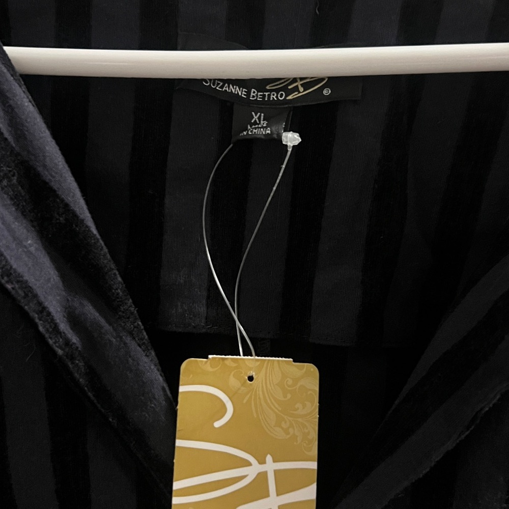 Suzanne Betro Black and Navy Striped Blouse - Picture 2 of 4